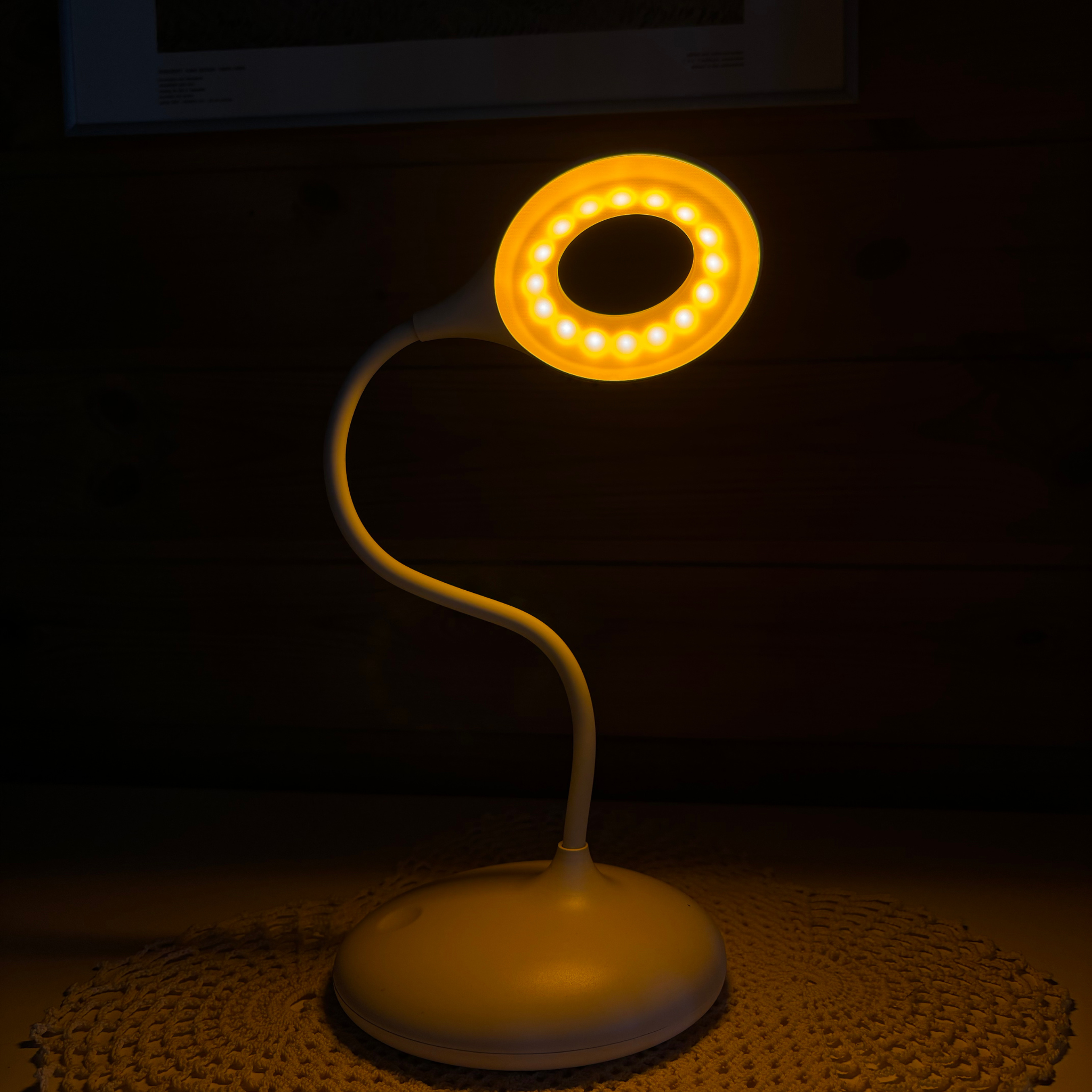 HALO table lamp